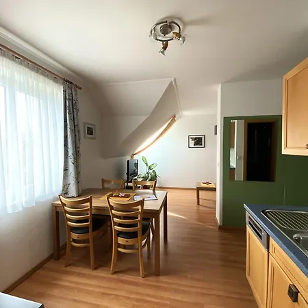 Gaestehaus Familie Trachsler Guest house Rohrendorf bei Krems
